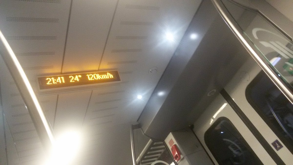 JelenaMKandic's tweet photo. Magic numbers of #HighestSpeed ↔ 120 km/h developed between #StaraPazova & #NovaPazova (from #NoviSad to #Belgrade)✔ https://t.co/GO431UnhYt