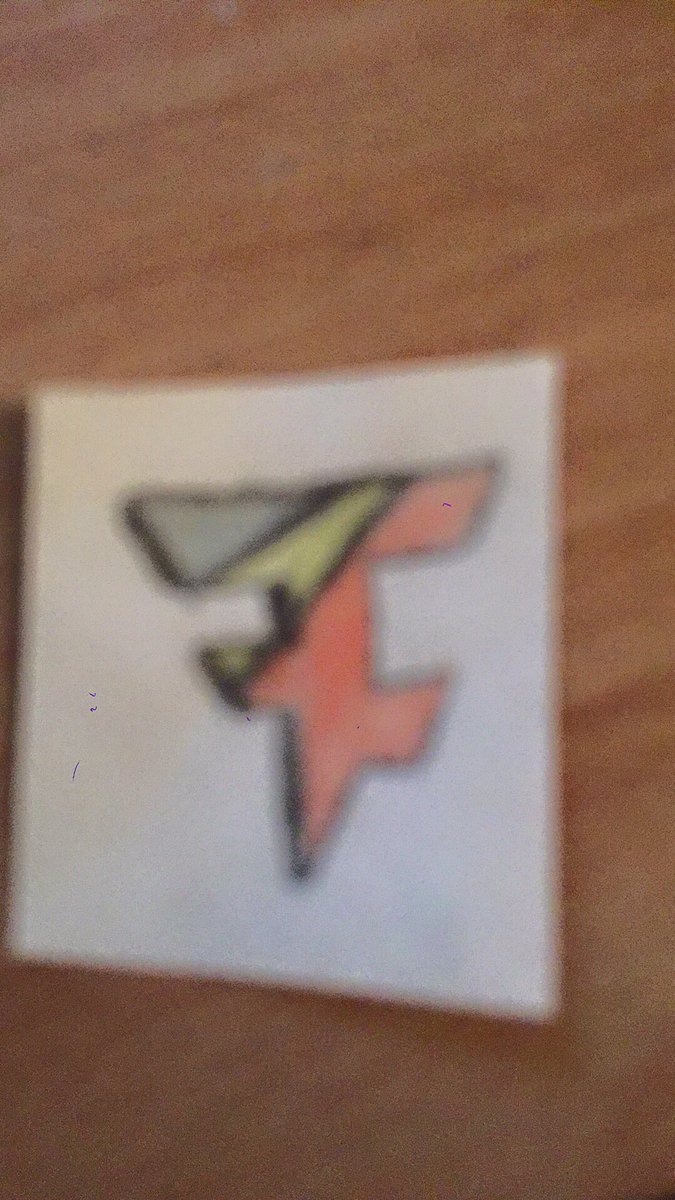 ellispx41's tweet image. It's blurry but yeah @FaZe_Rain @FaZeApex