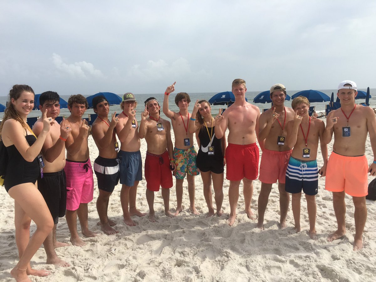 luckchris1031's tweet image. #BR16 @SecondStudentsN Great week and can't wait to become a counselor next year!