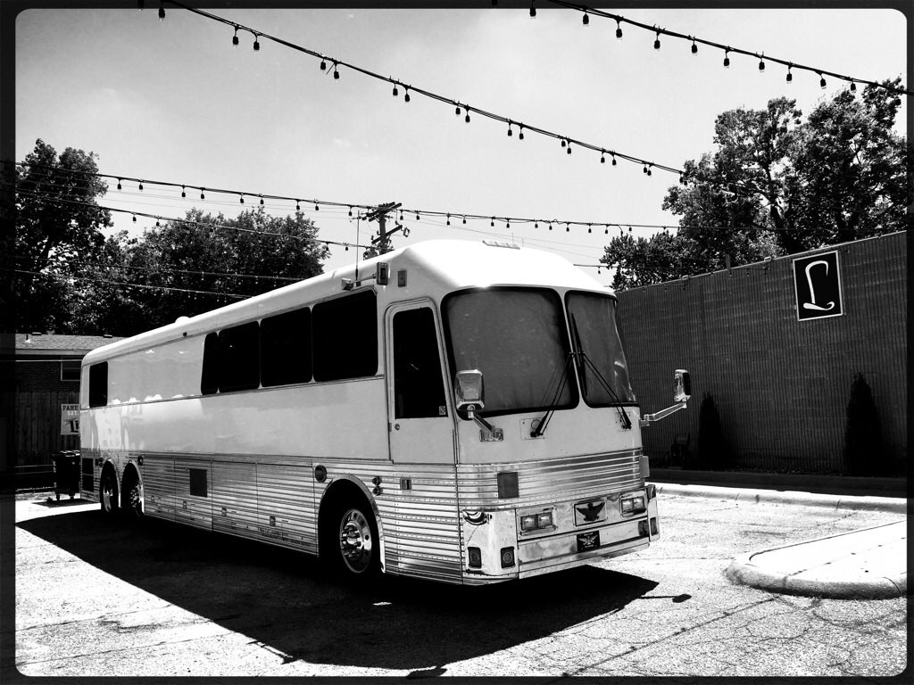 KAcom's tweet photo. MANHATTAN, KS!! @Thehatksu @Rpaconcerts @Aggieville TONIGHT!! Doors open at 7pm! C'MON! https://t.co/StQnthg11c