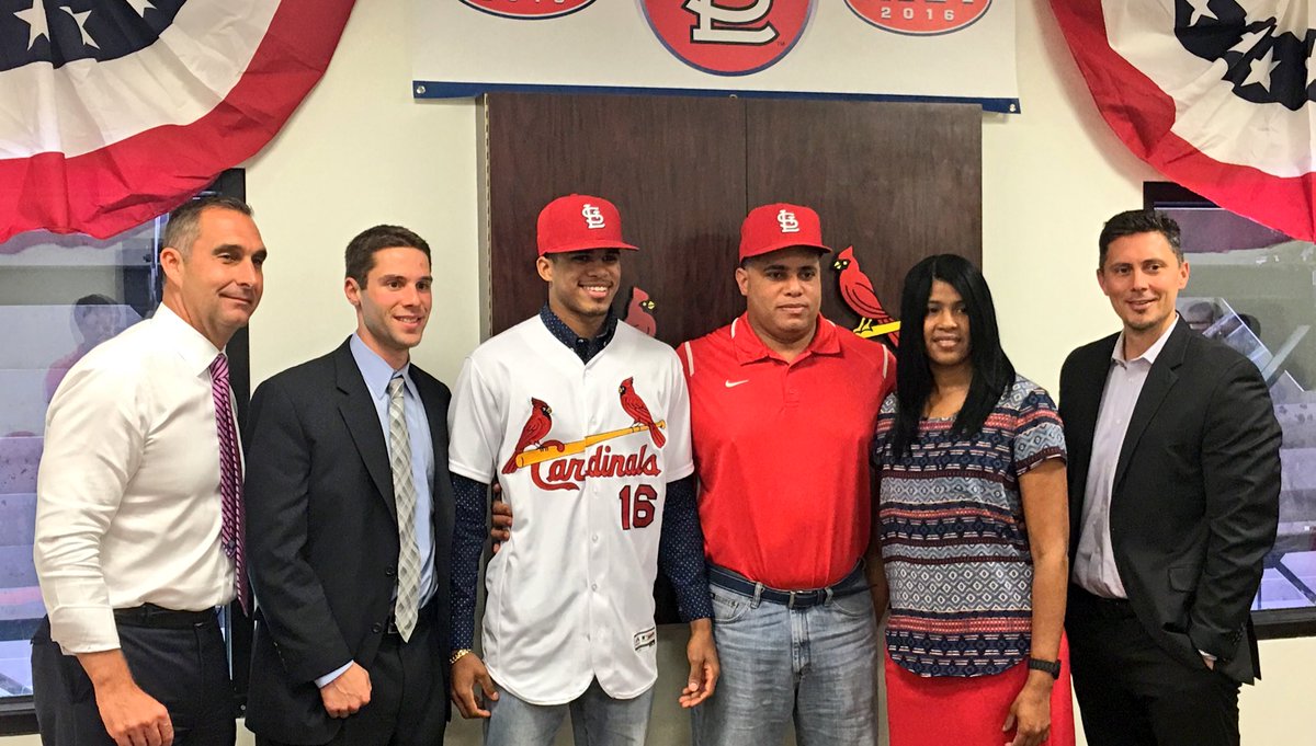 Cardinals's tweet photo. Welcome to the St. Louis Cardinals, Delvin! https://t.co/0RX8fUY2ig