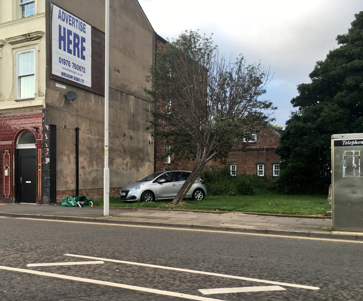 zigzagcriminals's tweet image. Great parking here in #Birkenvegas @Yplac @Parktwatlpool