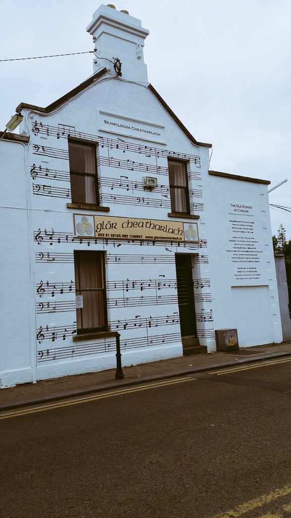 comerfordk's tweet photo. Amazing work by #purethinking in #carlow as part of #CAF2016 @Carlow_Co_Co @CarlowLEO # music @CarlowinLondon https://t.co/VVR53vbQPp