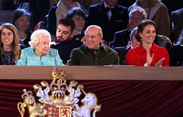 Chameleon360's tweet photo. @TheLastLeg #sleepingAlex https://t.co/YsKqE2vDx8
