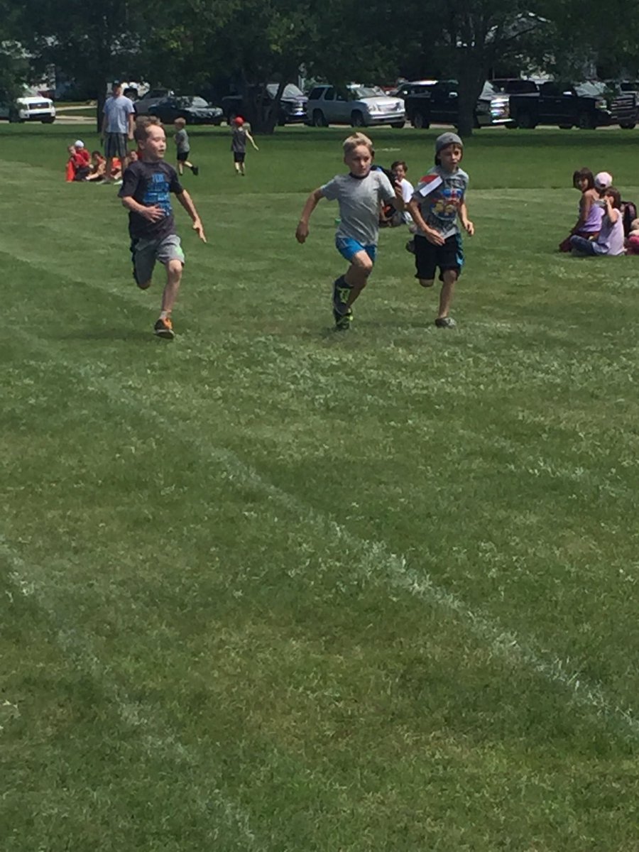 missscharnatta's tweet photo. Had a great day at track and field today! https://t.co/RKQiOOtkie