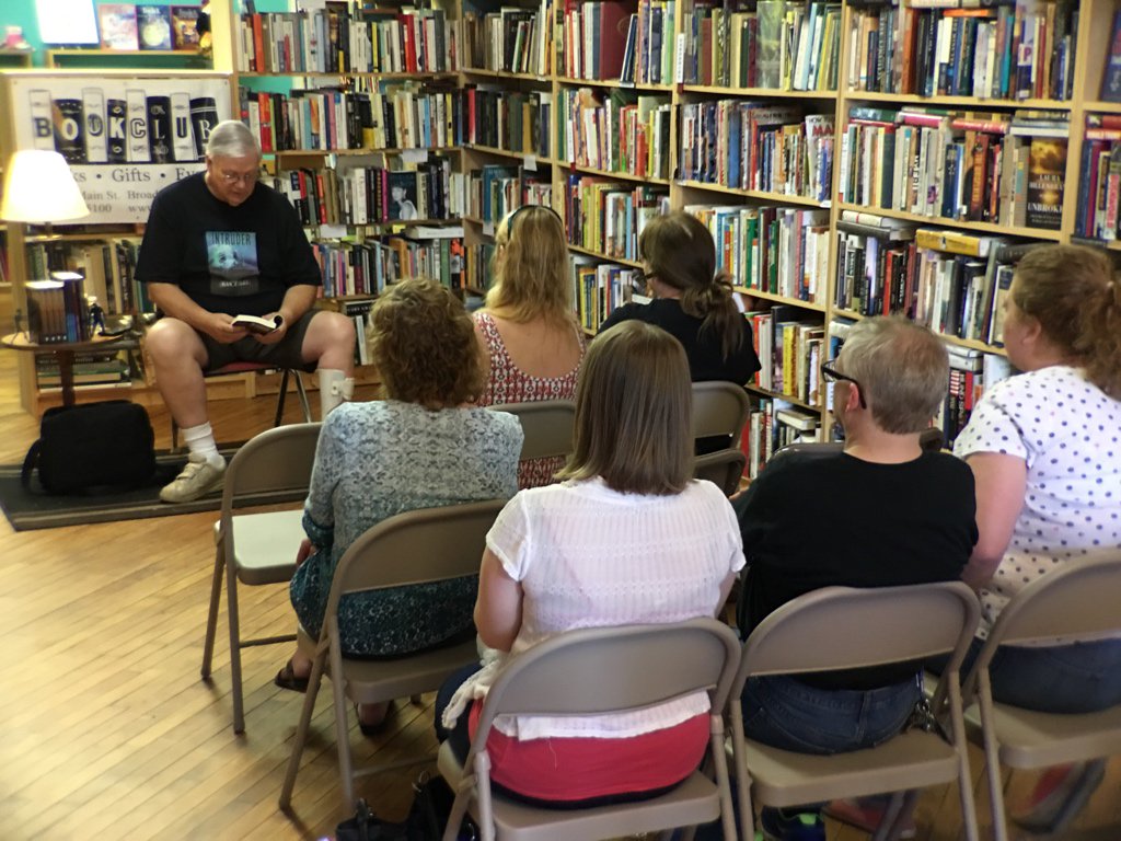 BooksBoosPress's tweet image. Author Dan Foley at the @BookClubCT in #BroadBrookCT. #authors #books #booksigning