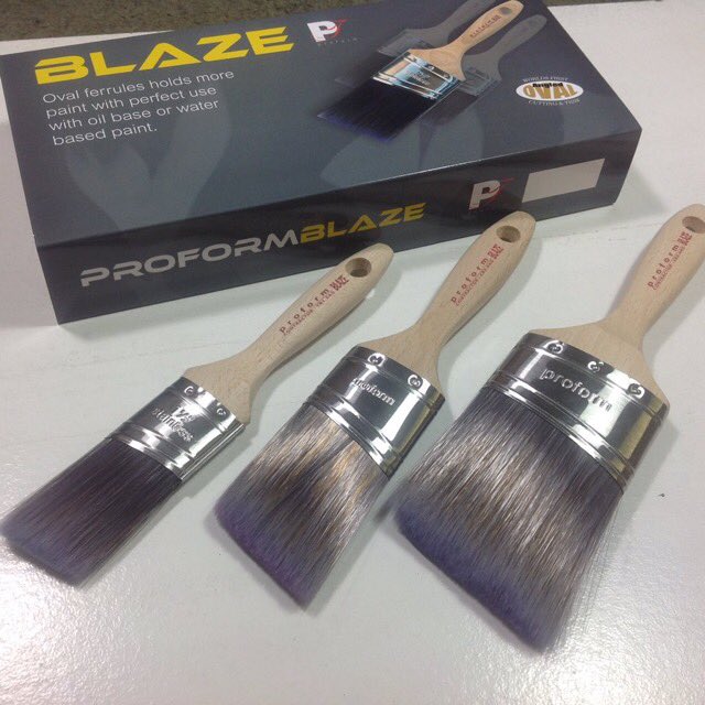 picassobrush's tweet photo. RT &amp; Follow to win our #FathersDayComp two winners chosen. Box set #Blaze &amp; #Picasso #StylusSet ends Sunday night https://t.co/IuI74retsE