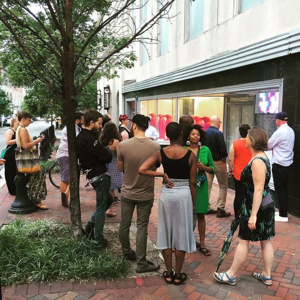 SirHami1ton's tweet photo. Taking it to the streets after talking #fraqture - Smashing Boxes' interactive digital art… https://t.co/OR1dsF4pCc https://t.co/VmTqP6t7Dt