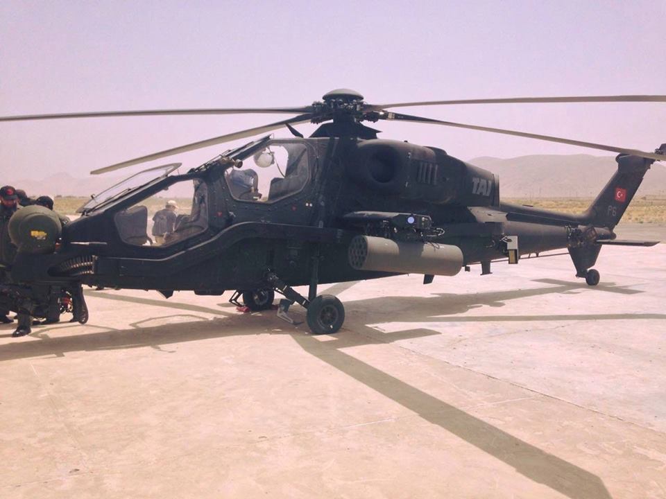 المروحيه الهجوميه الخفيفه التركيه الجديده T-129  ClM-rBvXIAAAg45