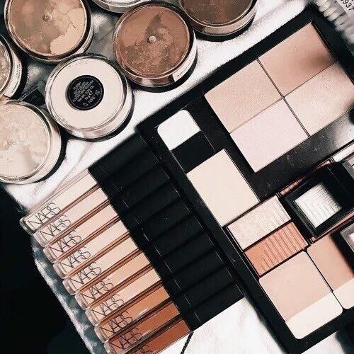 Nudeboard's tweet image. Never seen so much perfection in one place 😍