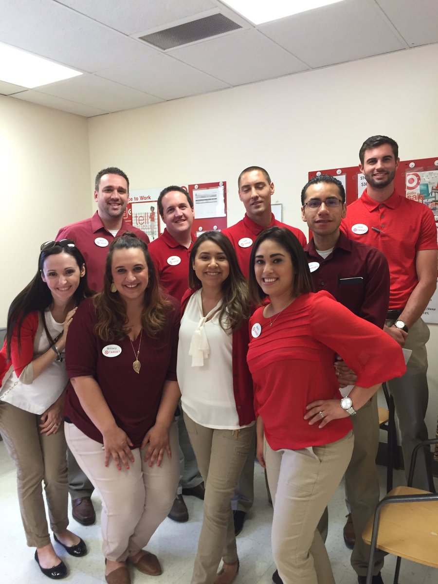 Welcome to T1526 Nancy!! <a href="/AB3Aaron/">Aaron</a> <a href="/MarkLeal8/">Mark Leal</a> <a href="/ginajoosten/">Gina Joosten</a> <a href="/angel_yanke/">Angel</a> @britmiles_xo <a href="/YuriAmbriz3/">Yurika</a>