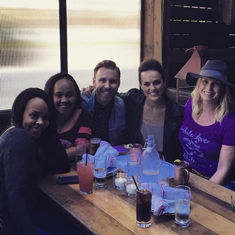 theErinCahill's tweet photo. My beautiful women gave me a bachelorette celebration, then invited @pfreemanmusic to join us for drinks! Love them! https://t.co/NtOS7YFMCt
