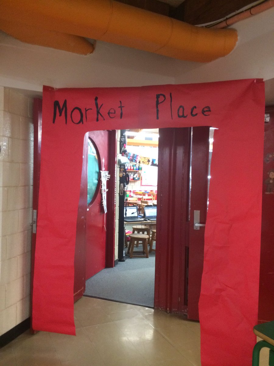 MrsMosgrober's tweet photo. Lots of buys and sellers at #marketday! Goods, services, making change, wants & needs. #nesgrade2 https://t.co/Up5A0cAzO0