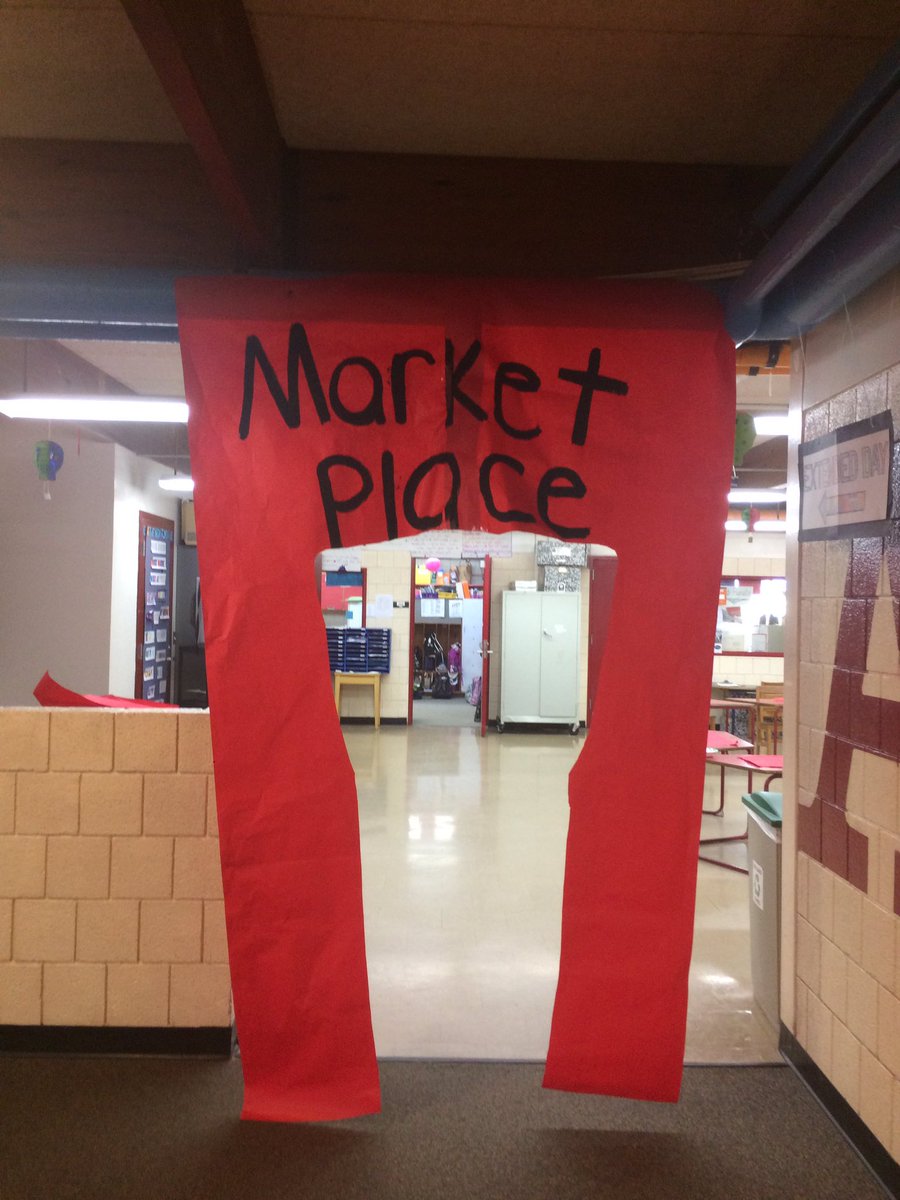 MrsMosgrober's tweet photo. Lots of buys and sellers at #marketday! Goods, services, making change, wants & needs. #nesgrade2 https://t.co/Up5A0cAzO0