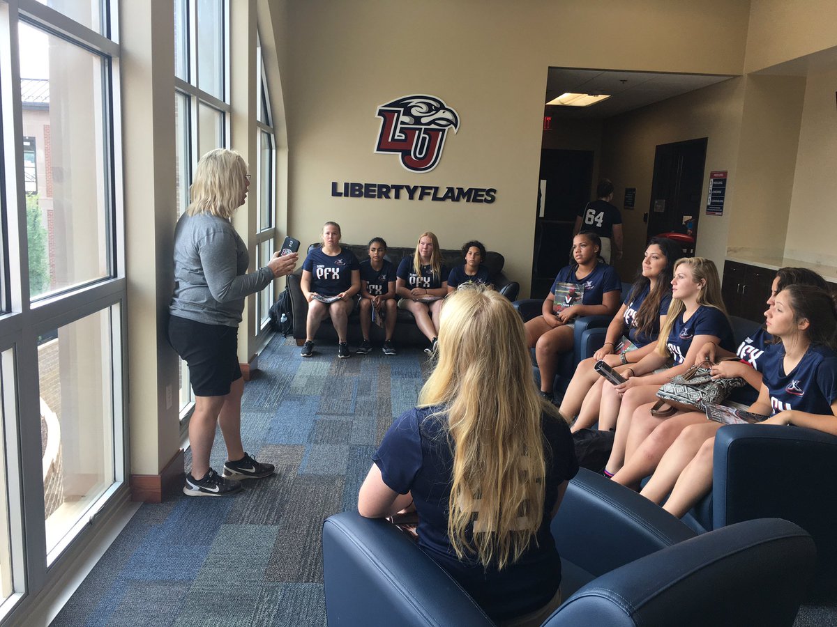 15MorganP's tweet image. I had the pleasure of touring @PFXAthletics around @LibertySB gorgeous stadium this afternoon with @DrDotShortstop