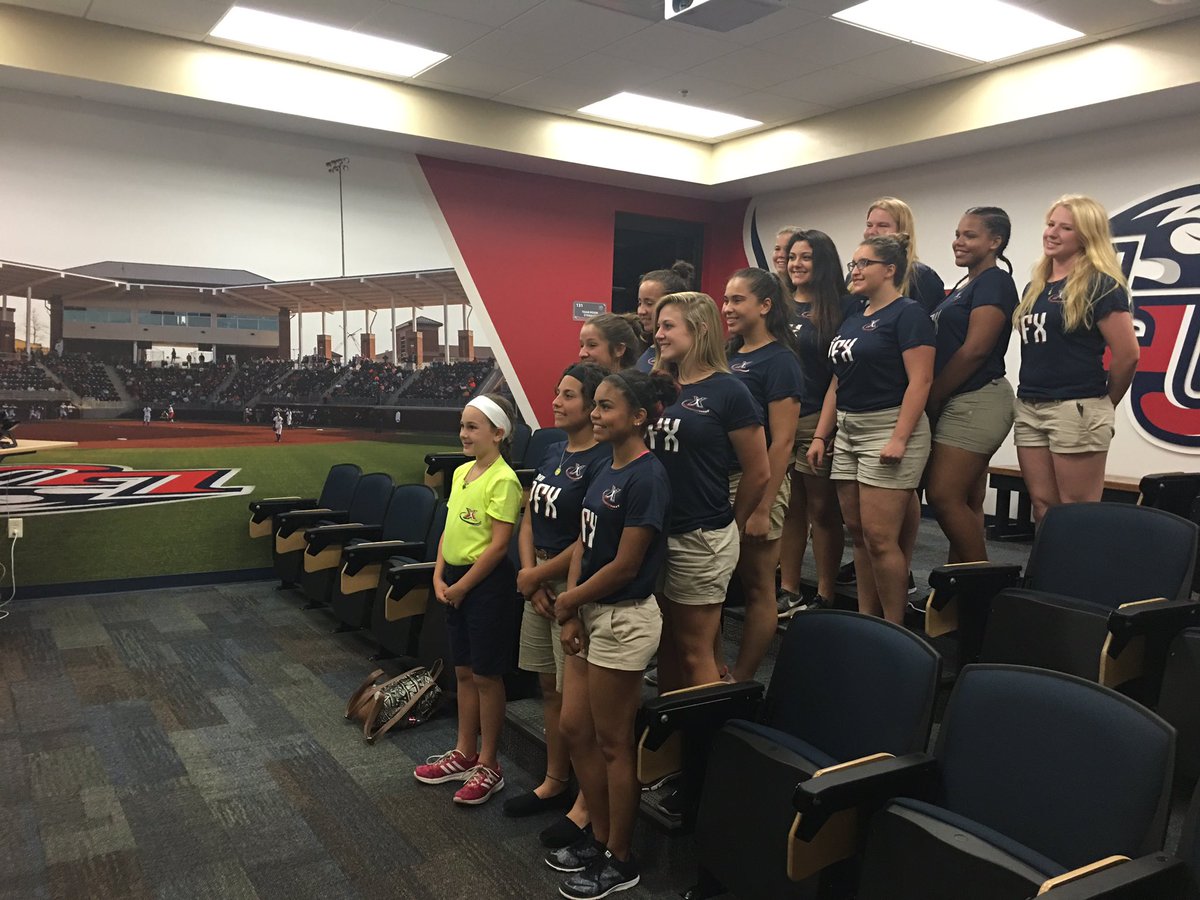 15MorganP's tweet image. I had the pleasure of touring @PFXAthletics around @LibertySB gorgeous stadium this afternoon with @DrDotShortstop