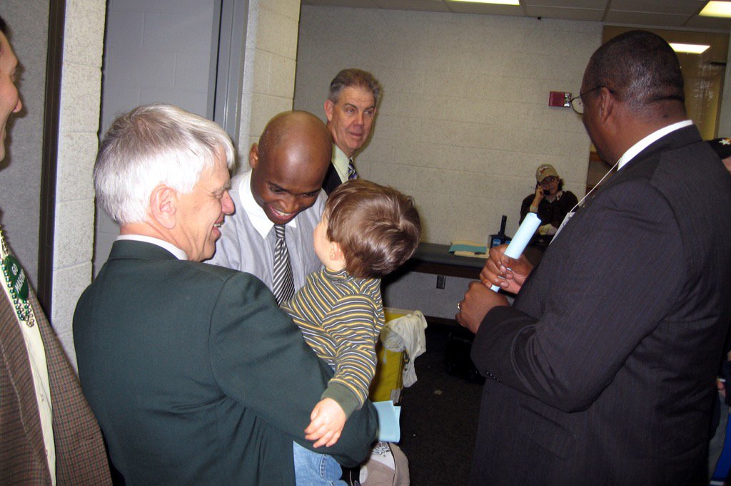 egmerx's tweet photo. In the locker room. #MasonFinal4 https://t.co/lKH1LyvcWY