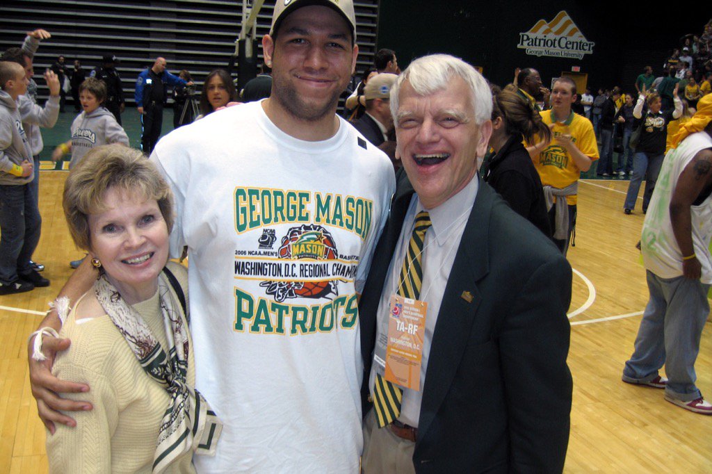 egmerx's tweet photo. #MasonFinal4 @Jzeus04 @SallyMerten @DrMerten https://t.co/iKj8RNj9Dp