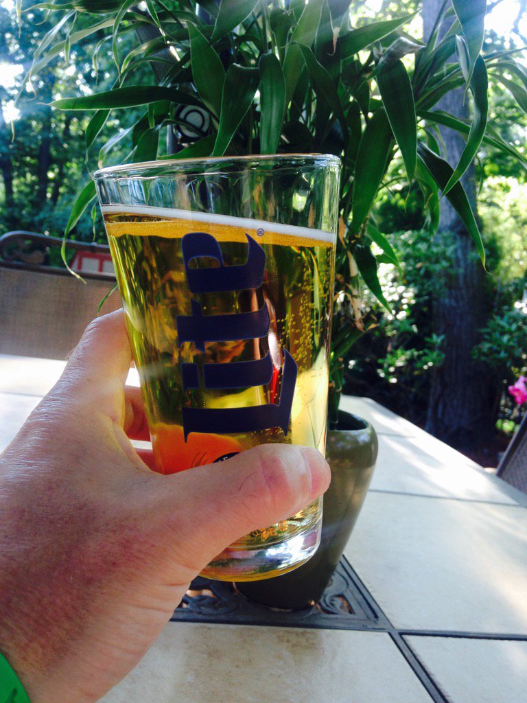 JDsBeers's tweet photo. #jdsbeers https://t.co/ZZiCLQ2oPM