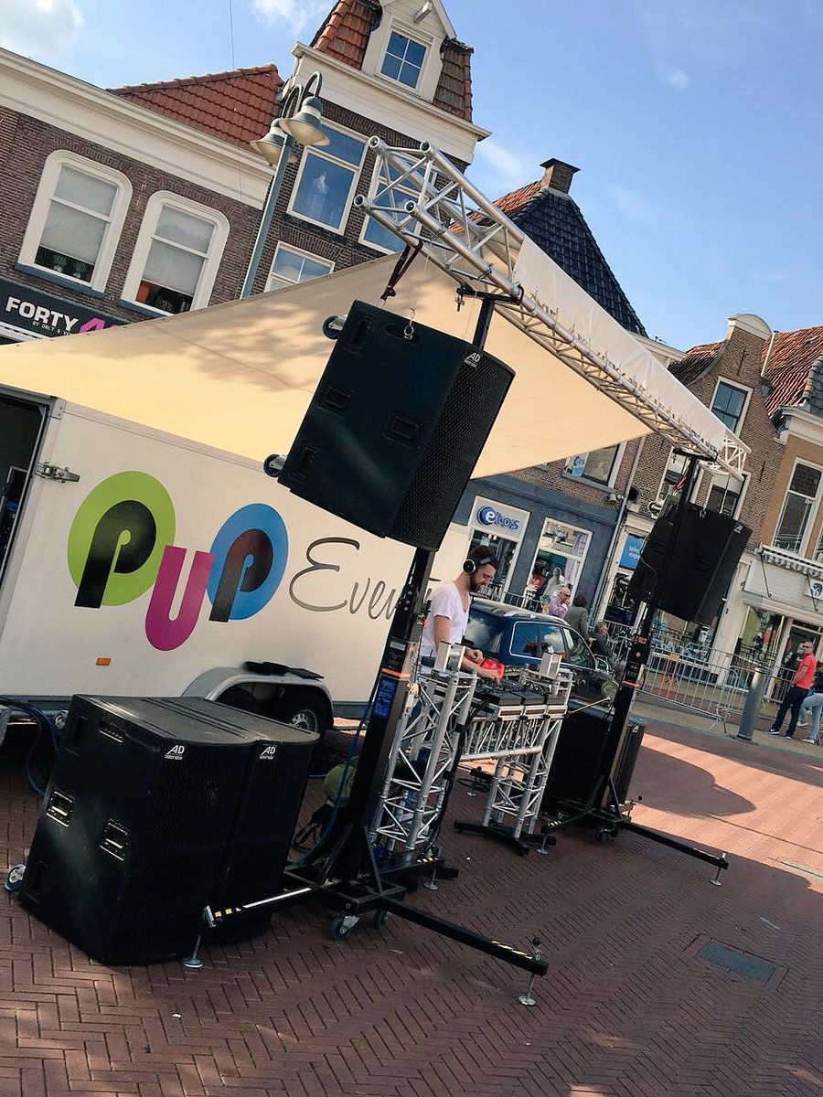 Vandaag waren wij door heel steenwijk te vinden @StoneCityRun <a href="/SteenwijkV/">SteenwijkVestingstad</a> oa op de #markt #events