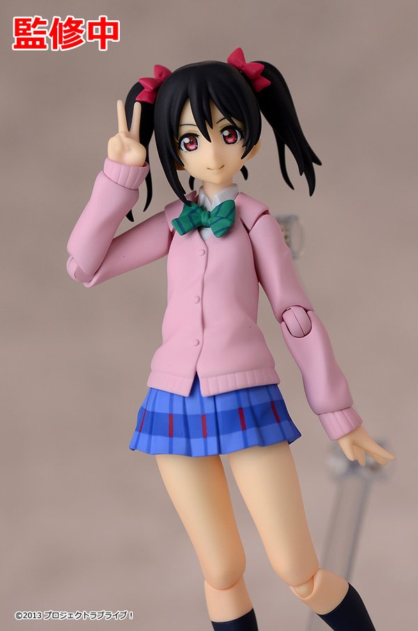 LoraSaner's tweet photo. figmaラブライブ！シリーズも花陽とにこが初展示！これで全員揃いました～　 #wf2016w #figma https://t.co/DXFYpaZrho