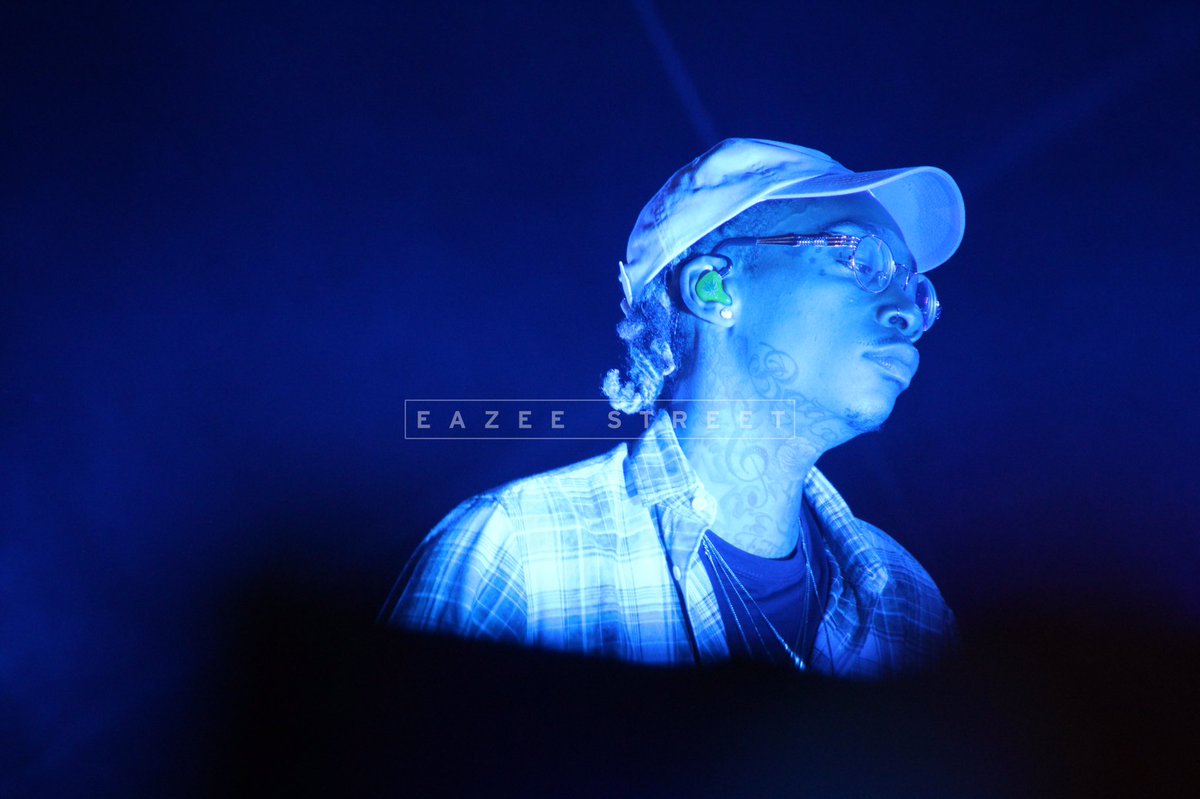 Eazee's tweet photo. Those pics of @BigBoi & @wizkhalifa from @Doritos #MixArcade at #E3 https://t.co/vYhohKxqzI