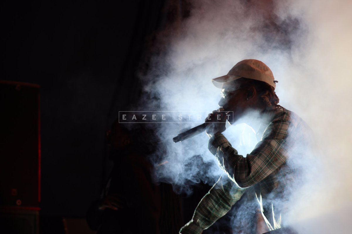 Eazee's tweet photo. Those pics of @BigBoi & @wizkhalifa from @Doritos #MixArcade at #E3 https://t.co/vYhohKxqzI
