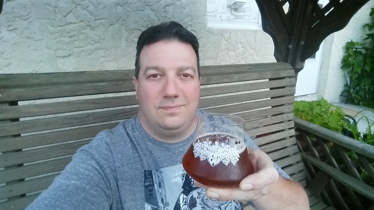 algattullo's tweet photo. Happy Birthday @JrzyJoePiscopo cheers my friend. @DebbieDuHaime @frankmorano @JoeyPiscopo #craftbeer #anotherpromo https://t.co/7BqN7N1XBg