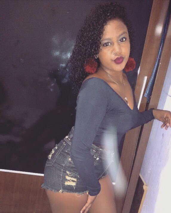 DayPretchaca's tweet photo. Sexta dessa 💏 https://t.co/BCIbO4kjbY
