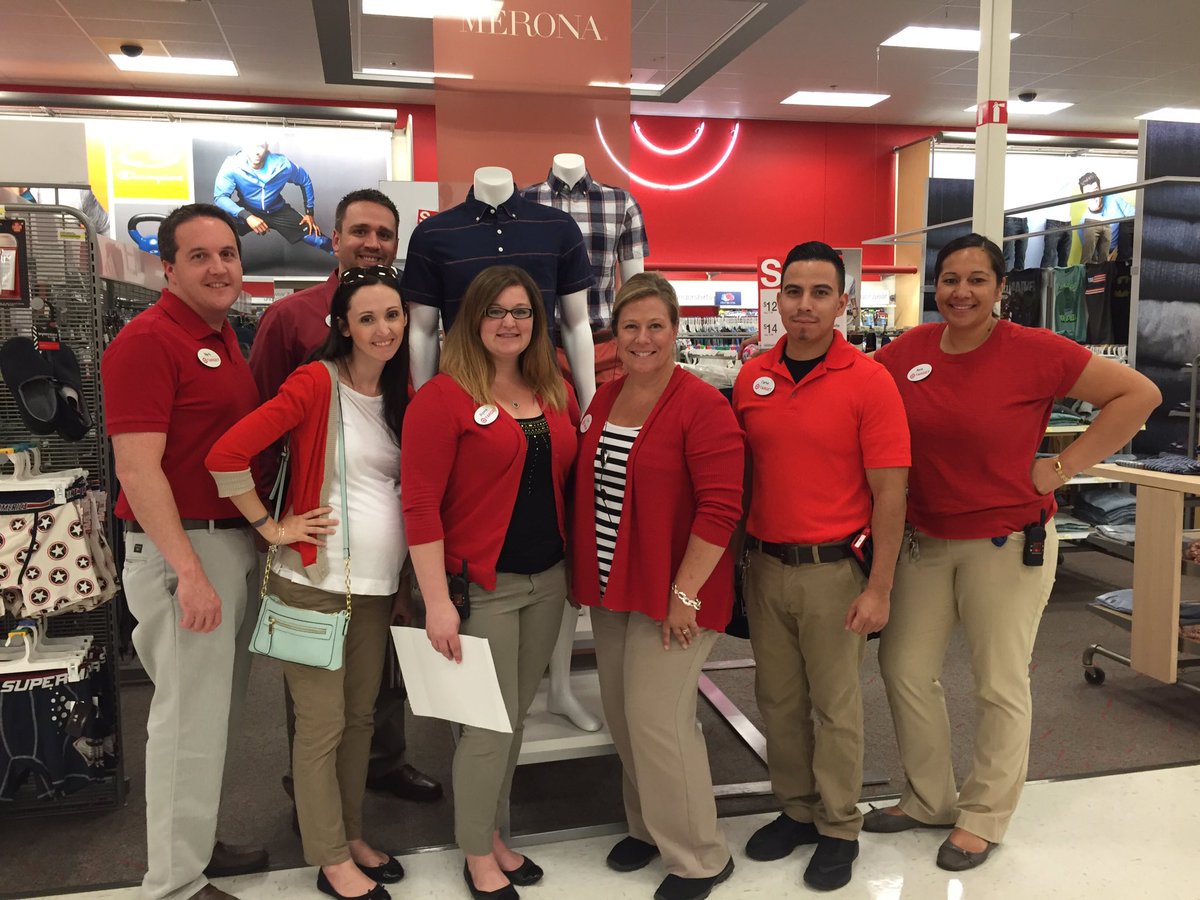 Great walk with our BP's of D218! #FathersDaySales #T0738 <a href="/angel_yanke/">Angel</a> <a href="/ginajoosten/">Gina Joosten</a> <a href="/TheWolf916/">Jason Pappas</a> <a href="/brianhaskins3/">Brian Haskins</a>