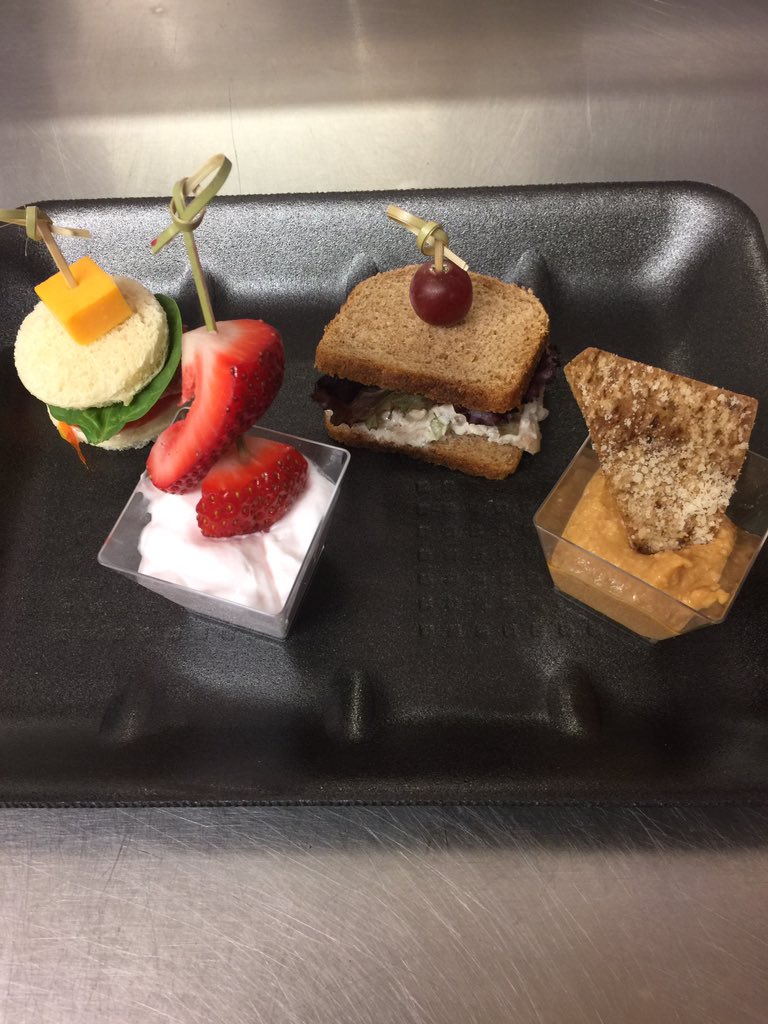 PacNSaveWayne's tweet photo. These are new options in our catering department.  Call 402-375-1202 for all your catering needs! #yummyfood https://t.co/tRBRq6qsXa