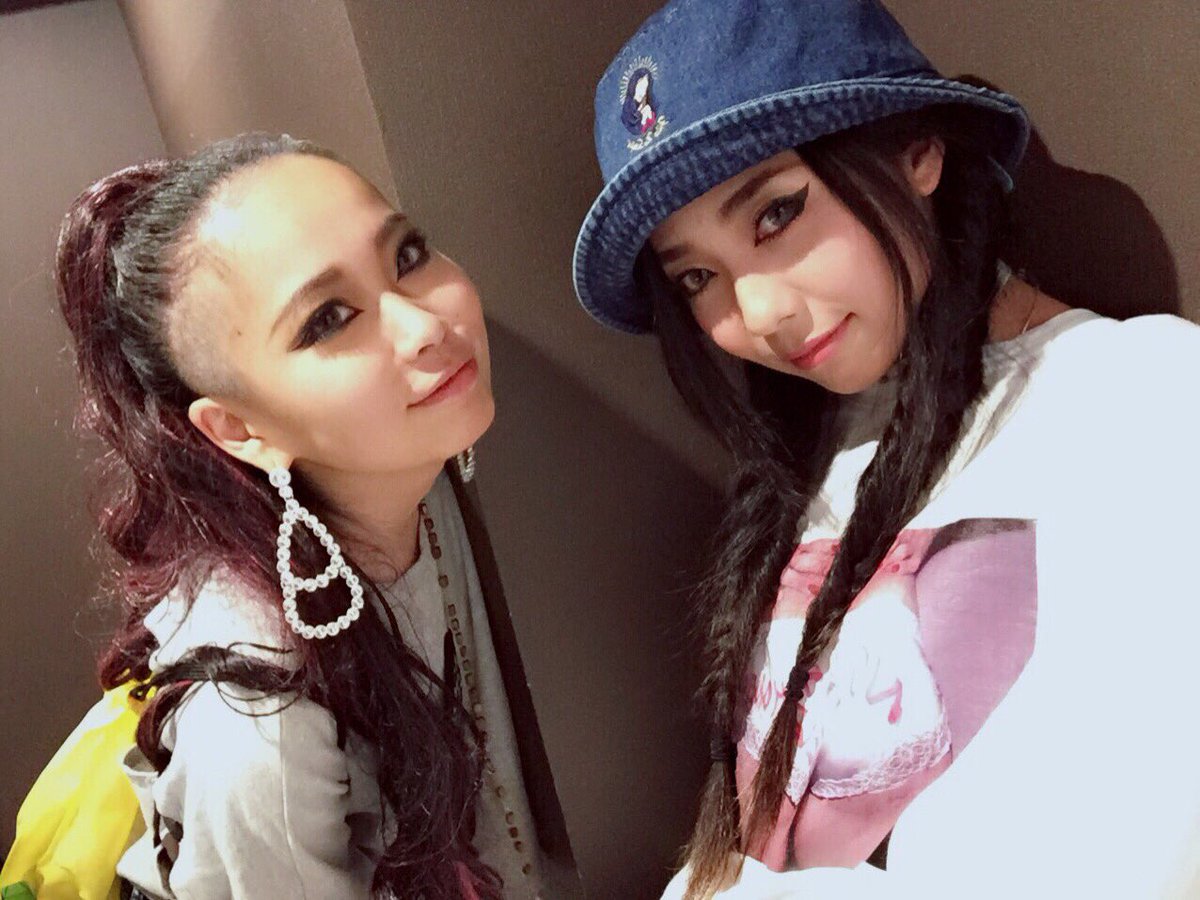 li_ya03's tweet photo. 昨日は光夜@川越G_Style へ遊びに行ってきました(*^^*)★

昨夜もアヤパンに間違えられたの、面白かった〜笑

とりあえずお酒くらって、これから仕事頑張りまーす！
今夜は熊谷JIGSOWでお待ちしてます❤️ https://t.co/fQrwu1MOBK