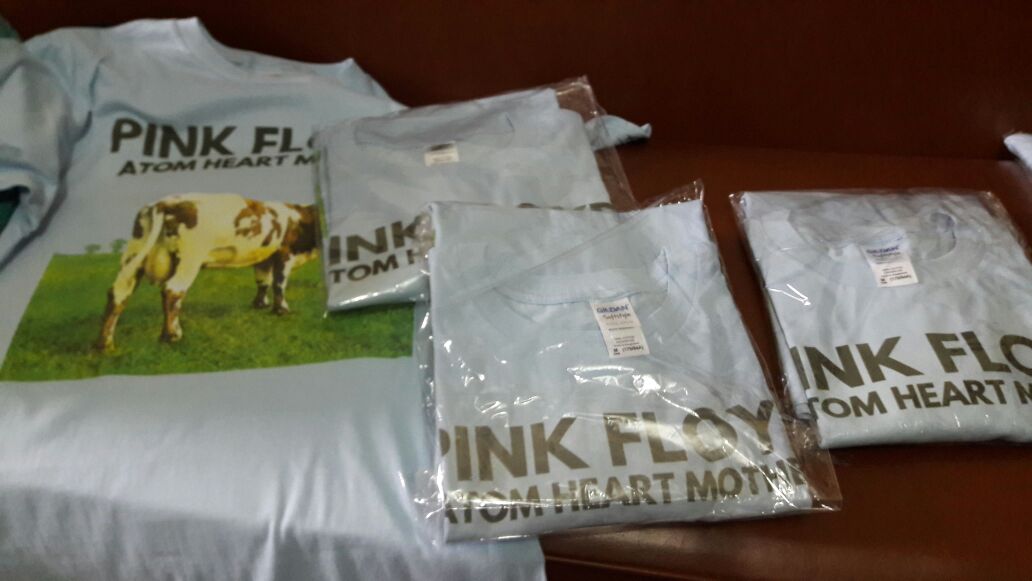 Size L msh ada Om Faisal? Brp ya? "<a href="/dudeofrock/">#SaveDylan</a>: 8 pcs left, Alhamdulillah ���� "