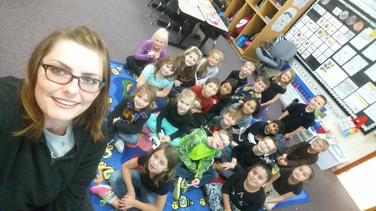 vanderson_mrs's tweet photo. #sillyfirsties https://t.co/ZOvNGFuqEQ