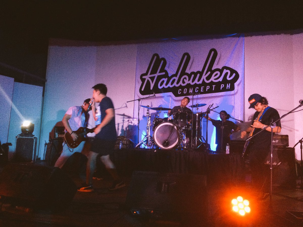 evaaguspina's tweet photo. Na bitin kos set sa @ShuffledCEBU gbie 😭😔 #lastnight #rockpunch https://t.co/DoNRIUcJR6