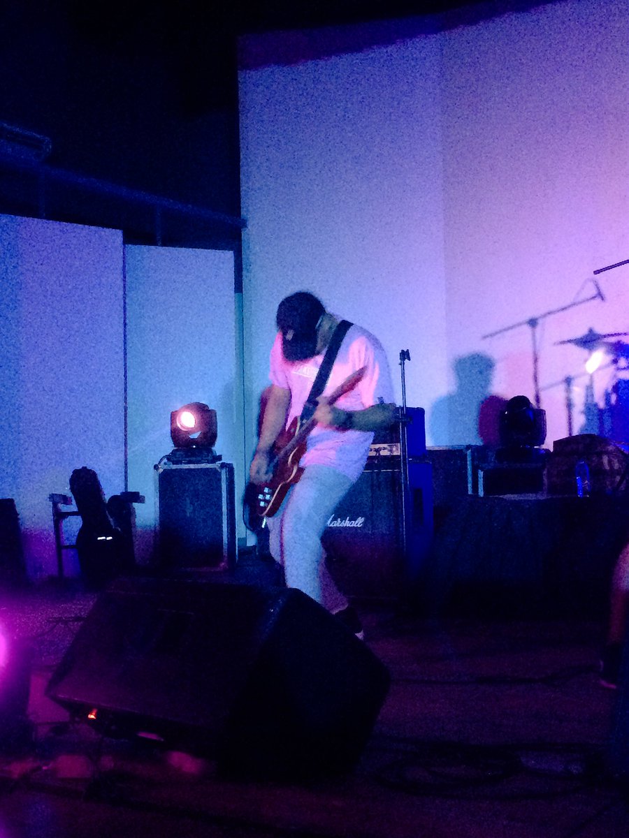 evaaguspina's tweet photo. Na bitin kos set sa @ShuffledCEBU gbie 😭😔 #lastnight #rockpunch https://t.co/DoNRIUcJR6