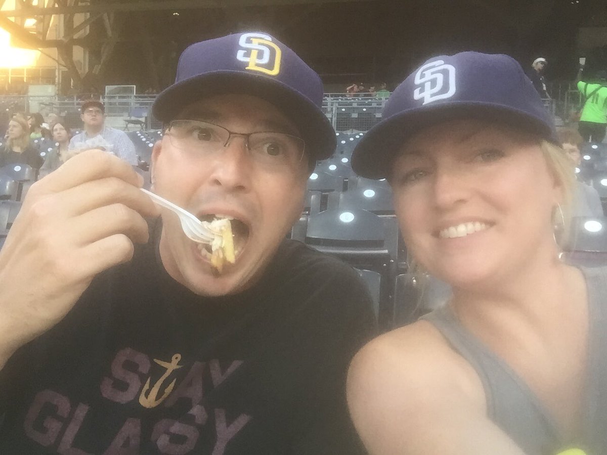 LittleBirdsBlog's tweet image. #sdinhd Go #Padres !!!