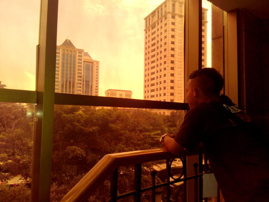 febryan_np tweet picture