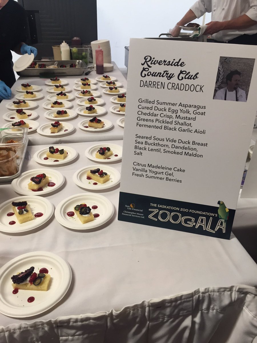 YXEZF's tweet photo. And more!!!! Our chefs have really outdone themselves this year! The good is DELICIOUS here at #zoogala #yxe https://t.co/CBW9BLX7v8