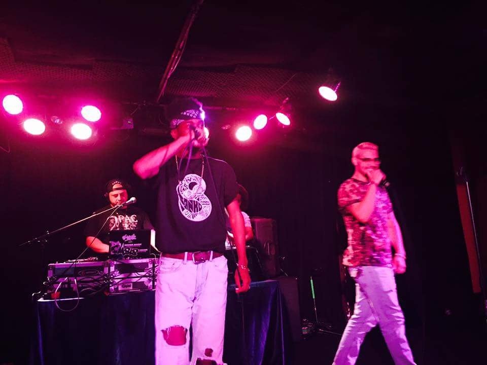 yeshahyah's tweet photo. SOME SMOOTH BROTHERS YOU'D TAKE HOME TO YOUR MOMS 😏😂😂😂 #SolLifeMusic https://t.co/yNsIgcwo9k