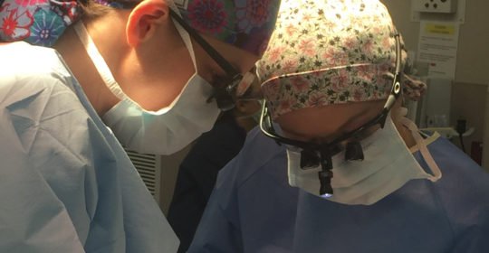 ATXthyroid's tweet photo. #DrBrady Operating With Her #EndocrineSurgery Fellow, Dr. Courtney Edwards https://t.co/yhr07xCZdM https://t.co/TV7BPMWzcV