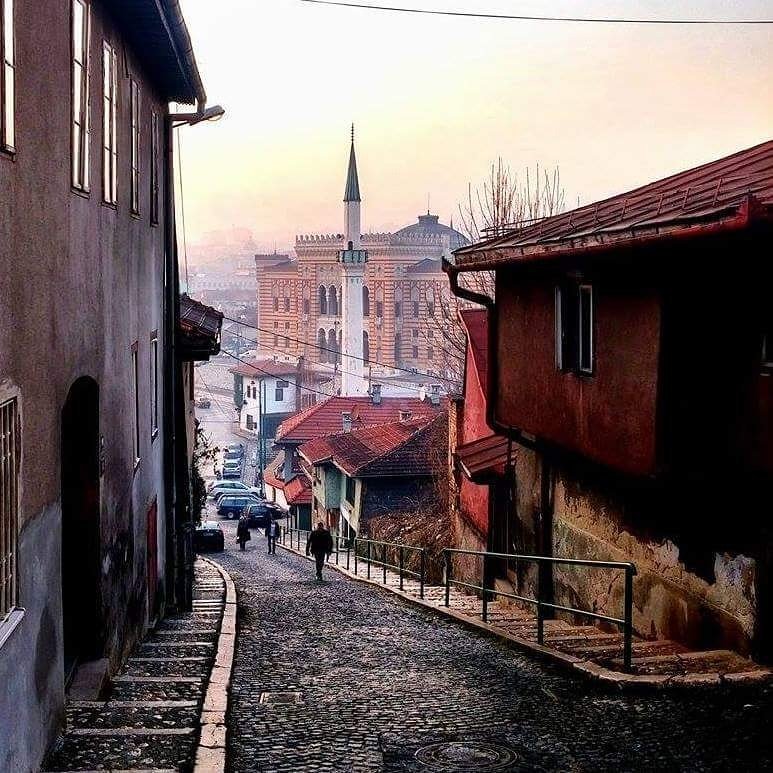 haty1991's tweet photo. Sarajevo 😌❤ https://t.co/nL9I9G5L26