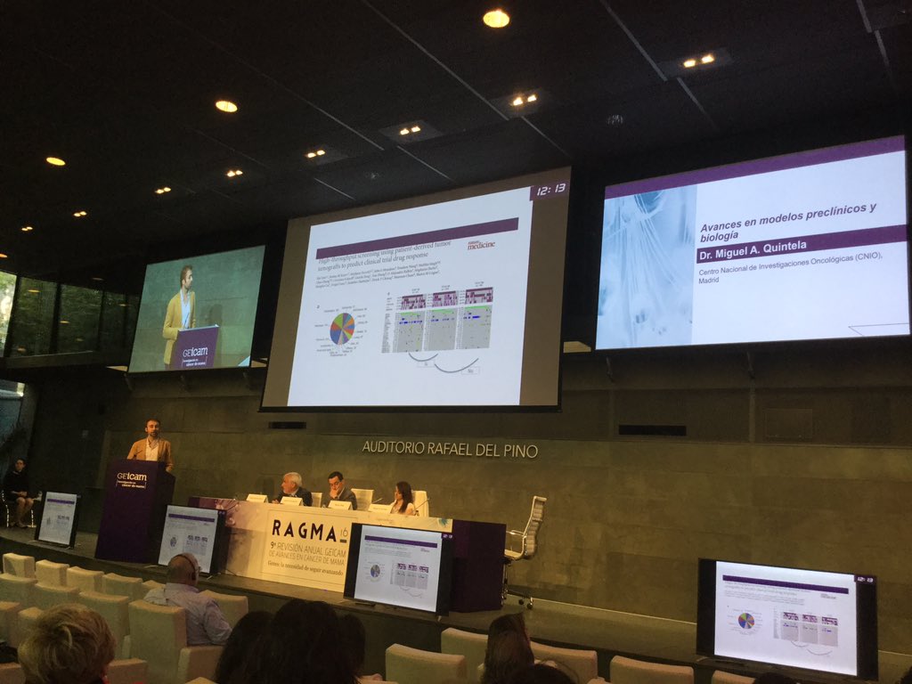 segoviana72's tweet photo. Banco de semi-injertos de Novartis. Dr. Quintela #RAGMA16 https://t.co/O0Nbfw3qau