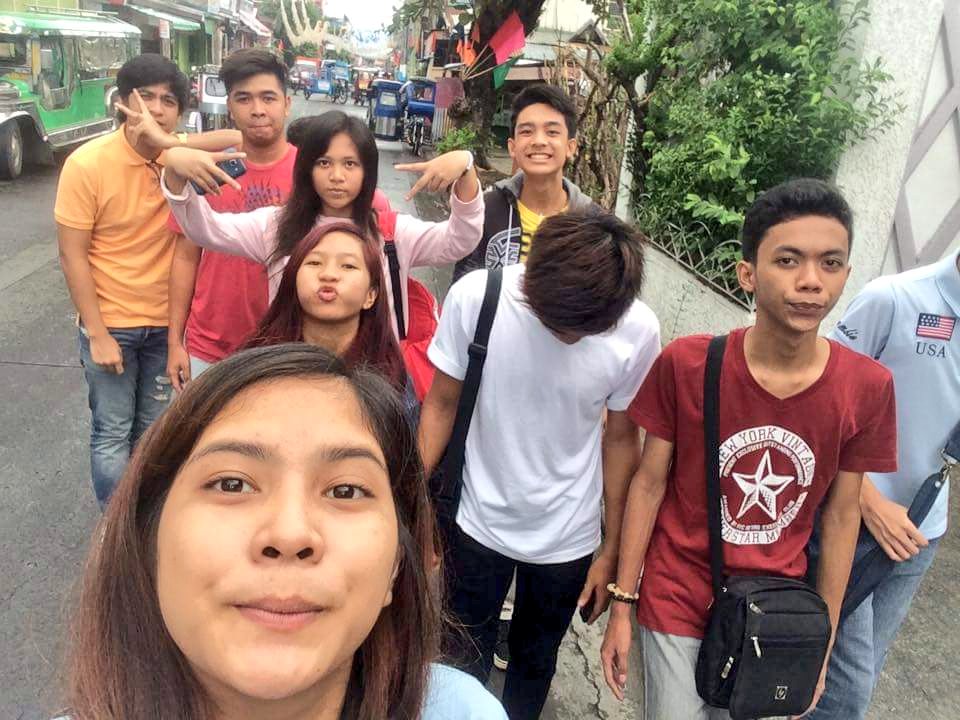 porkenvince2's tweet image. X5- STEM 🙌 #newclassmates👊 #AMASeniorHigh👋 (crdt)