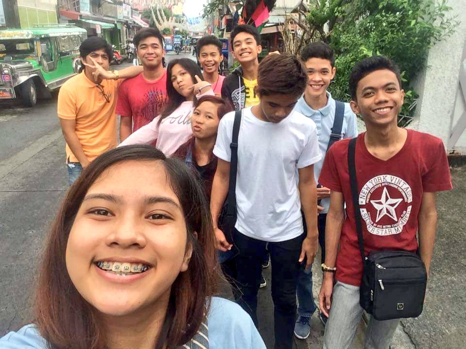 porkenvince2's tweet image. X5- STEM 🙌 #newclassmates👊 #AMASeniorHigh👋 (crdt)