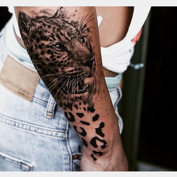 PeopleTattoos's tweet photo. https://t.co/8FJ6r4I3Jy