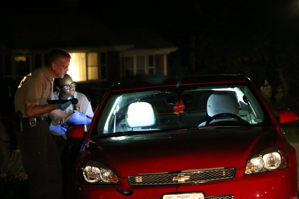 stlcountypd's tweet photo. Single dad's car stolen 2nite. Found in Riverview. #K9 searching for suspect, CSU processing car. #stlcopd https://t.co/Fo0FWEvY4B