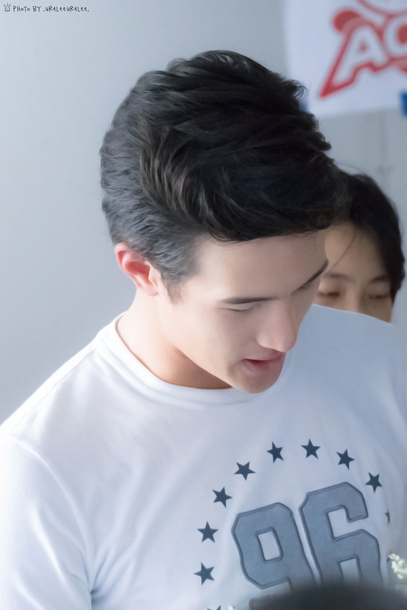 boicebeer's tweet photo. •160616• Flower boy~ 🌼 #เจมส์มาร์ https://t.co/B1Fb8g5oJe