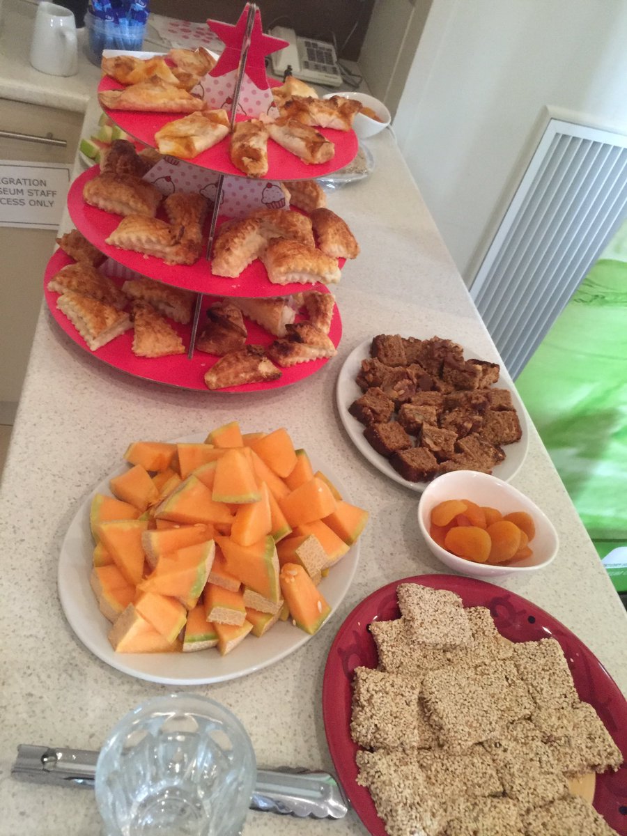 GrangeBeargirl's tweet photo. Trad Armenian sweet goodies to keep us going for some serious knitting! @MigrationMuseum #WKIP day https://t.co/zwmeMNKpsJ
