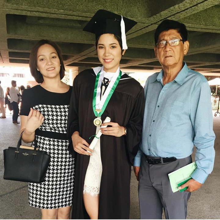 team_mr3's tweet photo. Congratulations, Mika Aereen M. Reyes! You survived being a student-athlete. Proud of you, always 👏🎓 https://t.co/OjsNb0iutE
